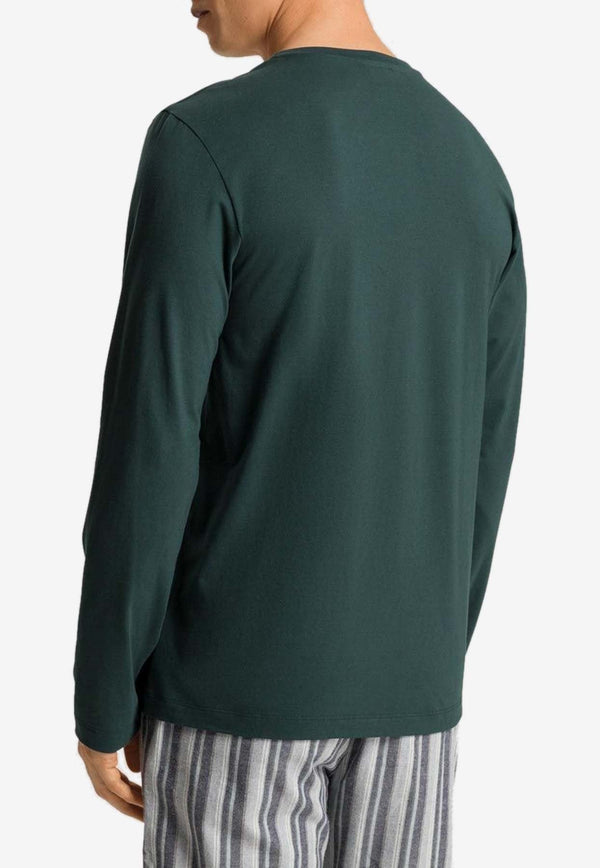 Basic Long-Sleeved T-shirt