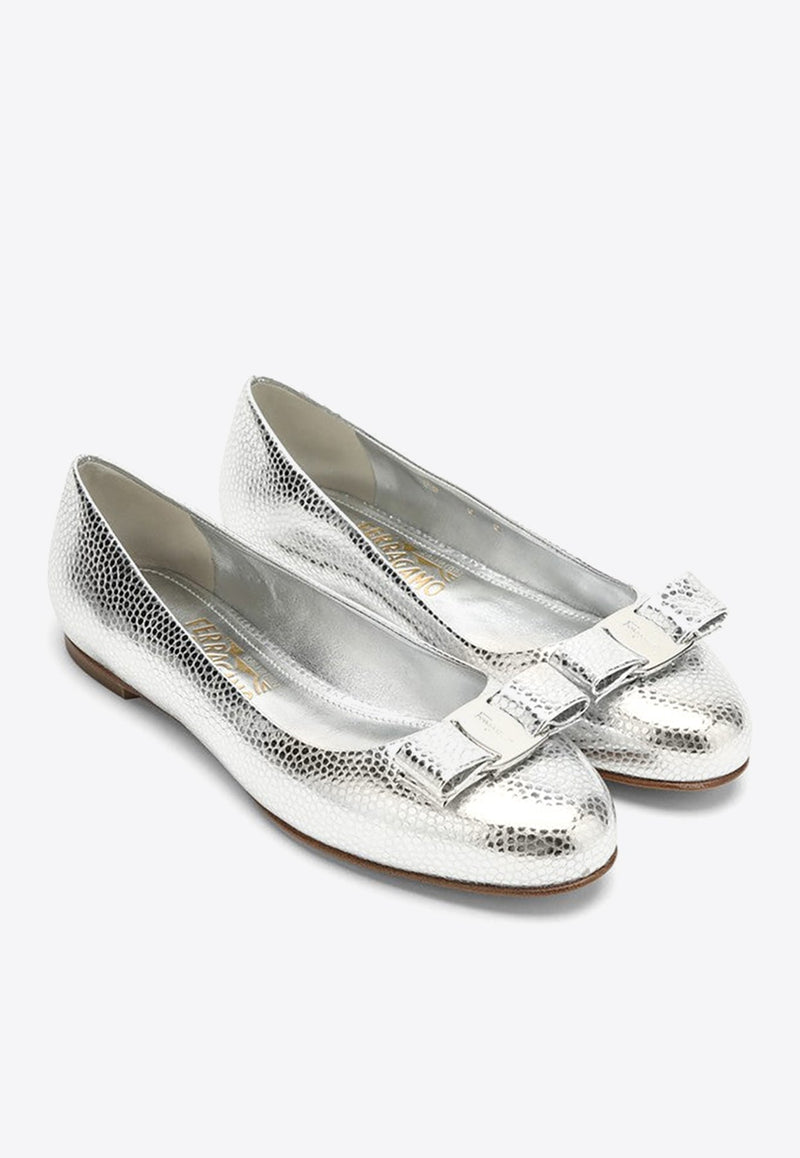 Vara bow Metallic-Leather Ballerina Shoes