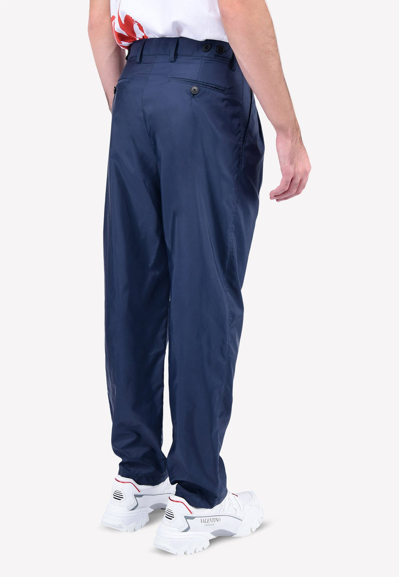 Pleated Straight-Fit Pants-
Delivery in 3-4 weeks
